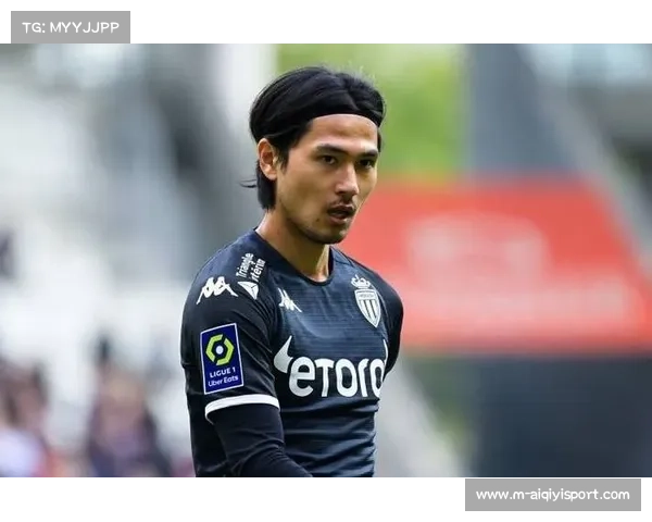 摩纳哥官方宣布南野拓实左膝十字韧带断裂,重伤退场 摩纳哥官方宣布南野拓实左膝十字韧带断裂,重伤退场