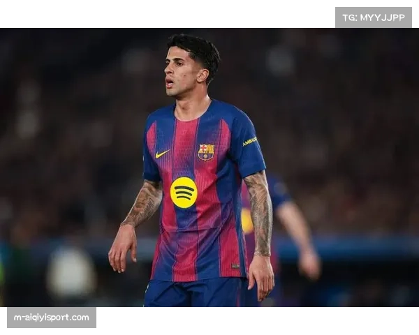 坎塞洛转会悬念再起：巴萨留人计划受阻，葡萄牙国脚公开示爱本菲卡